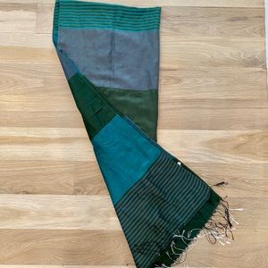 100% silk green patterned scarf